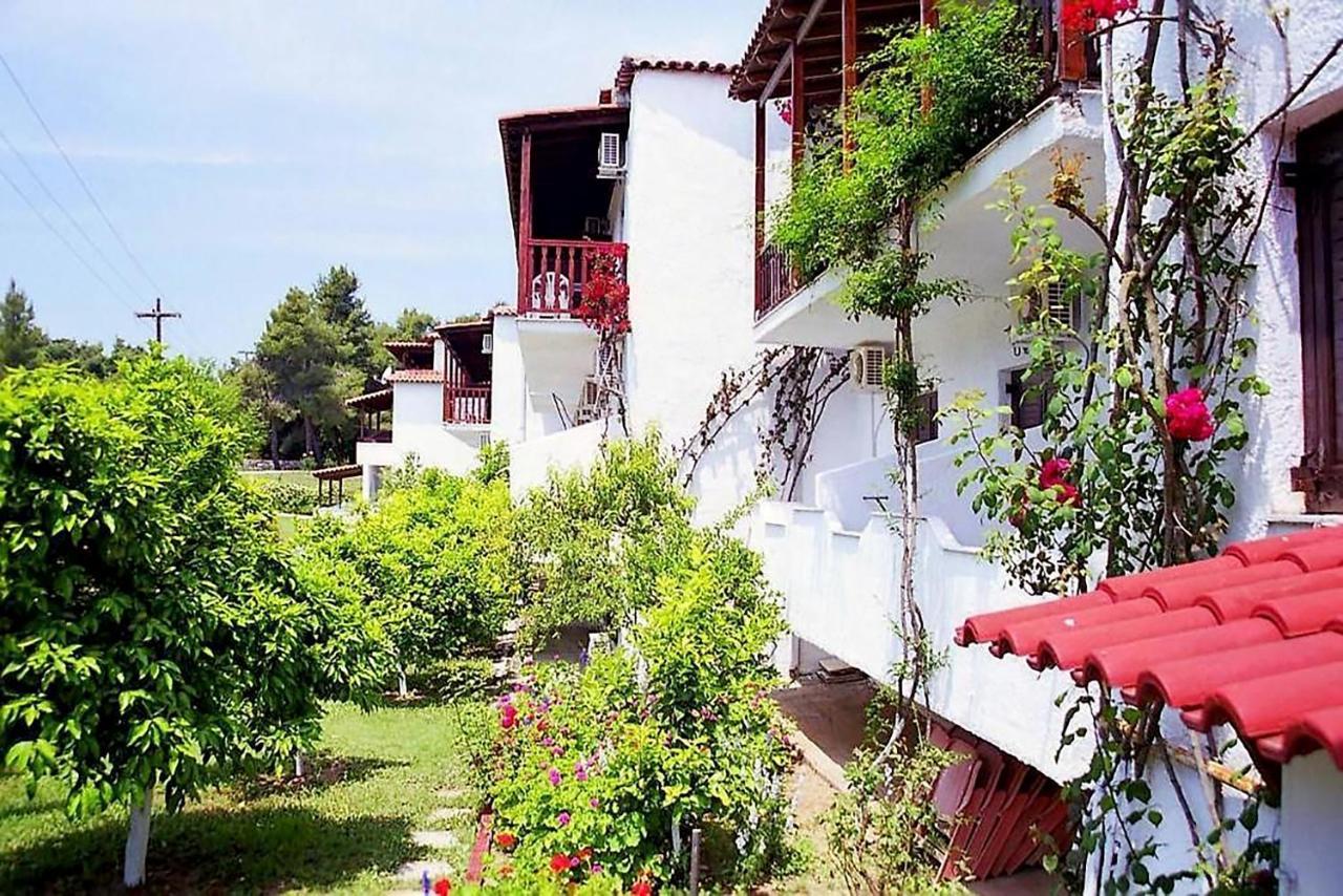 Silver Beach Koukounaries Extérieur photo